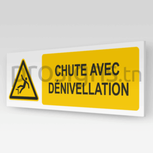 W008hm - Chute avec dénivellation