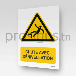 W008m - Chute avec dénivellation